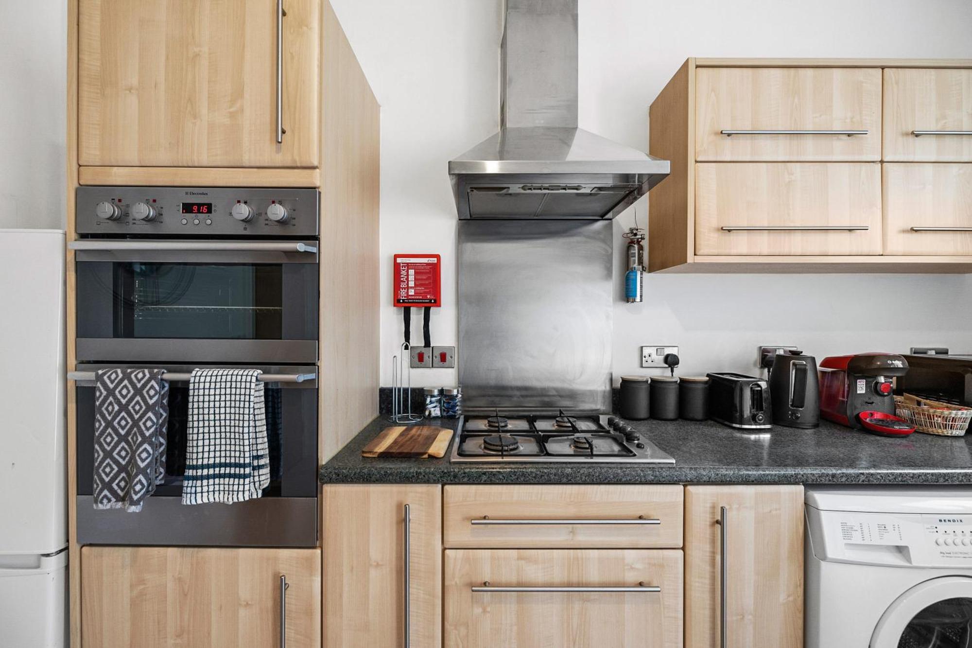 פלימות' Spacious House By Quay - Sleeps 7 - Free Parking מראה חיצוני תמונה